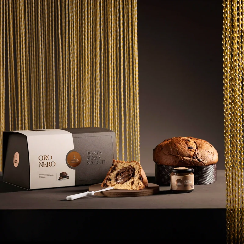 FIASCONARO ORO NERO Panettone mit Schokoladensplittern & Kaffeesahne - 1kg