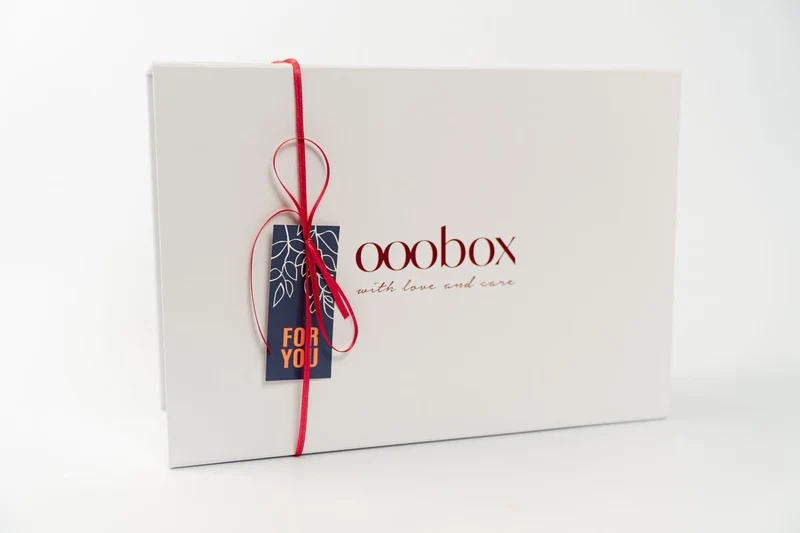 Große Gourmet Geschenkbox mit Champagner, Trüffelöl & Delikatessen – edles Feinschmecker-Geschenk für Genießer